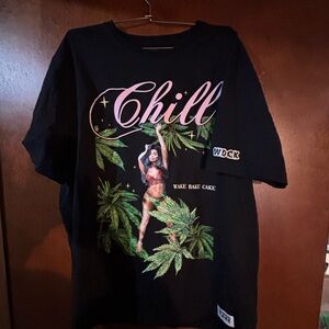 Black Graphic Tee with Chill Design wedding cake Mens xl